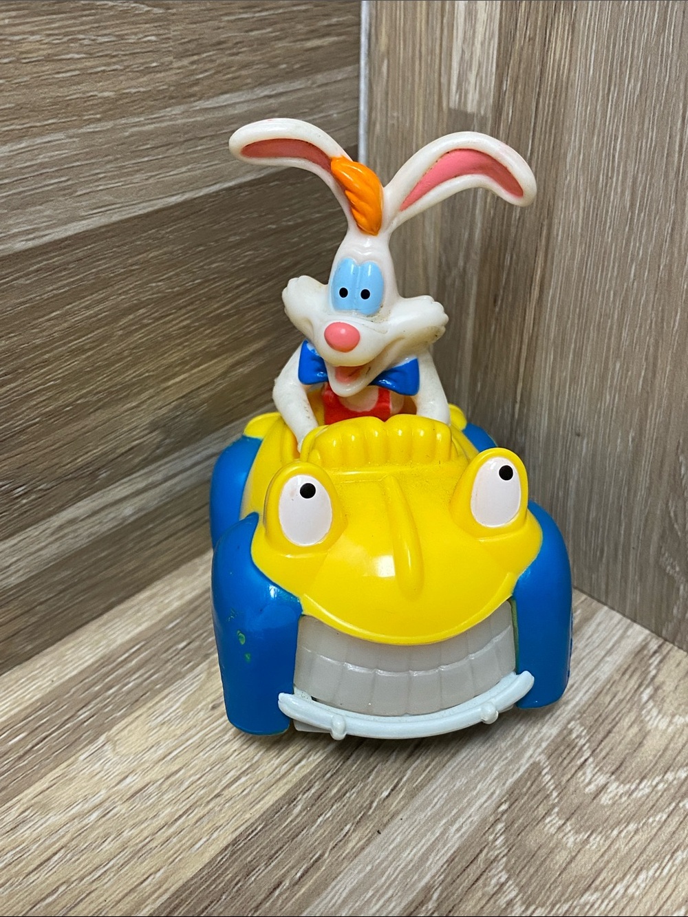 Disney White Bunny Driving Blue and Yellow Smile Car